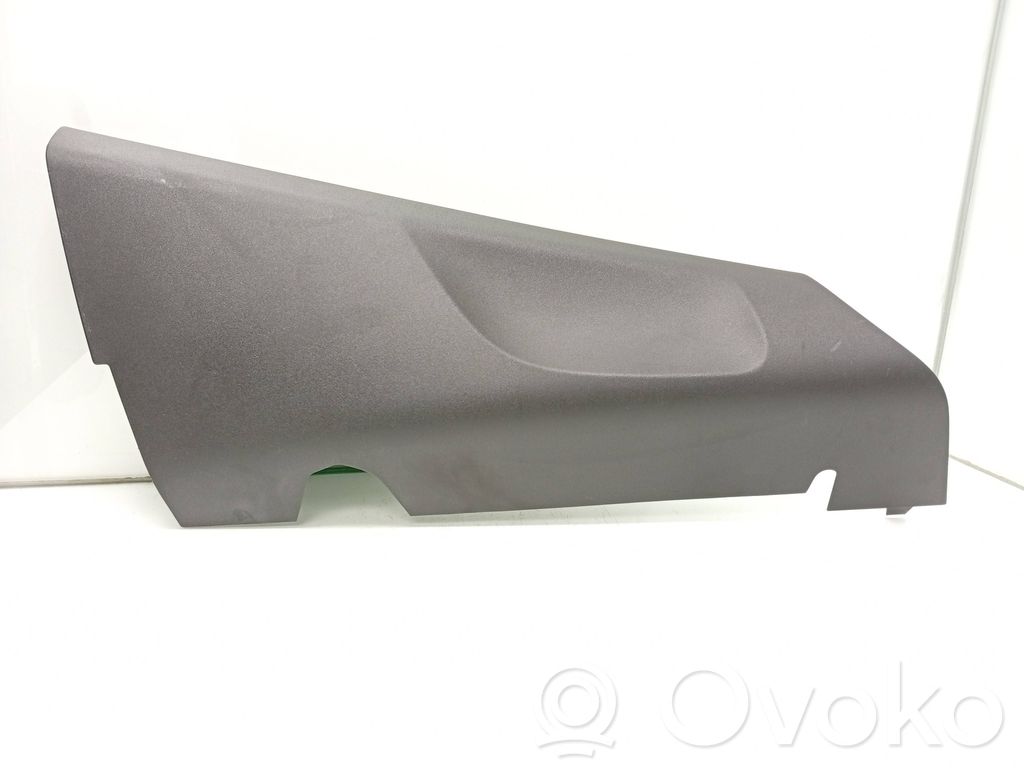 Polestar 2 Rivestimento montante (C) 