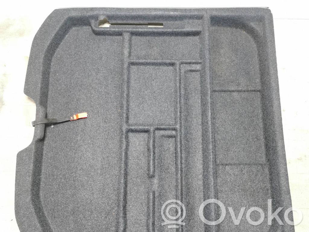 Volvo V70 Bagažinės grindys 