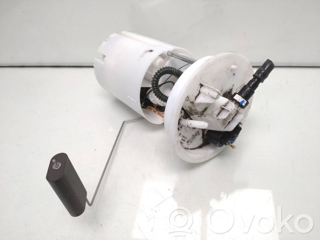 Volvo V40 Bomba interna de combustible 