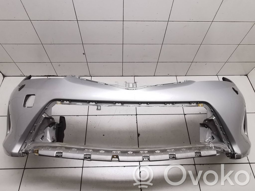 Toyota Auris E180 Parachoques delantero 