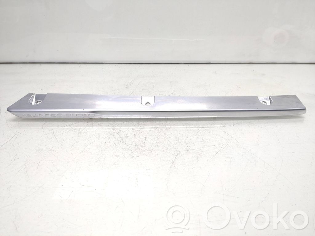 Volvo V40 Panelės apdaila 