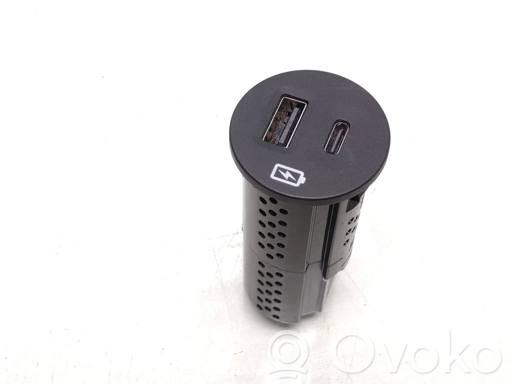 Enchufe conector USB   MU5T19J211GA,MU5T19J211GA