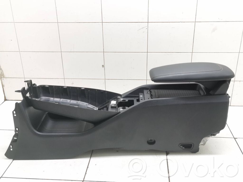 Ford Mustang Mach-E Center console 