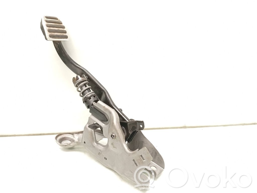 Pedal de embrague   31400028