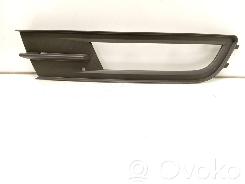 Volkswagen PASSAT B8 Krata halogenu 