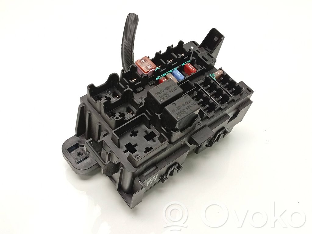 Opel Mokka X Fuse module 
