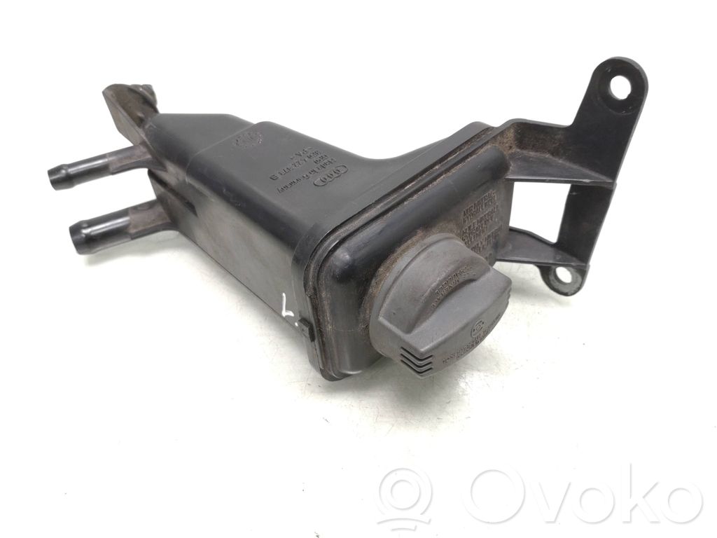 Audi A4 S4 B7 8E 8H Vairo stiprintuvo skysčio bakelis 