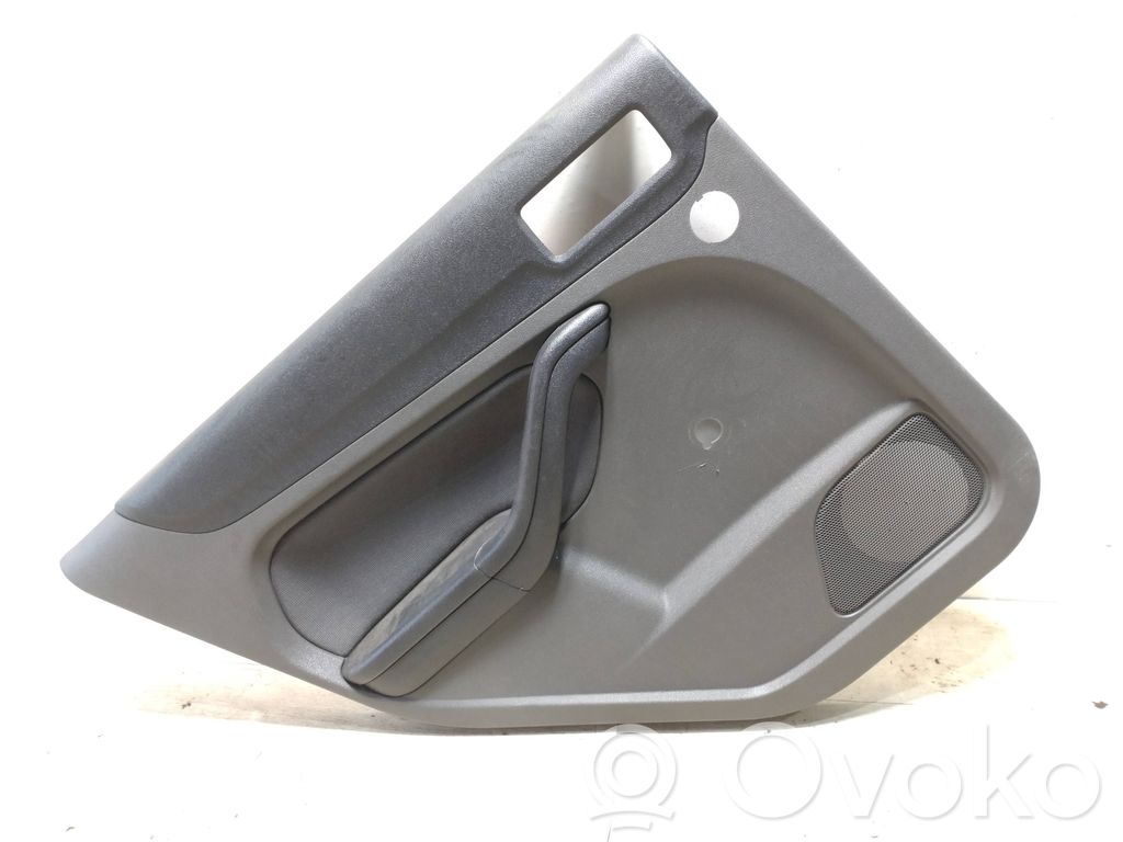 Ford Focus Apšuvums aizmugurējām durvīm 