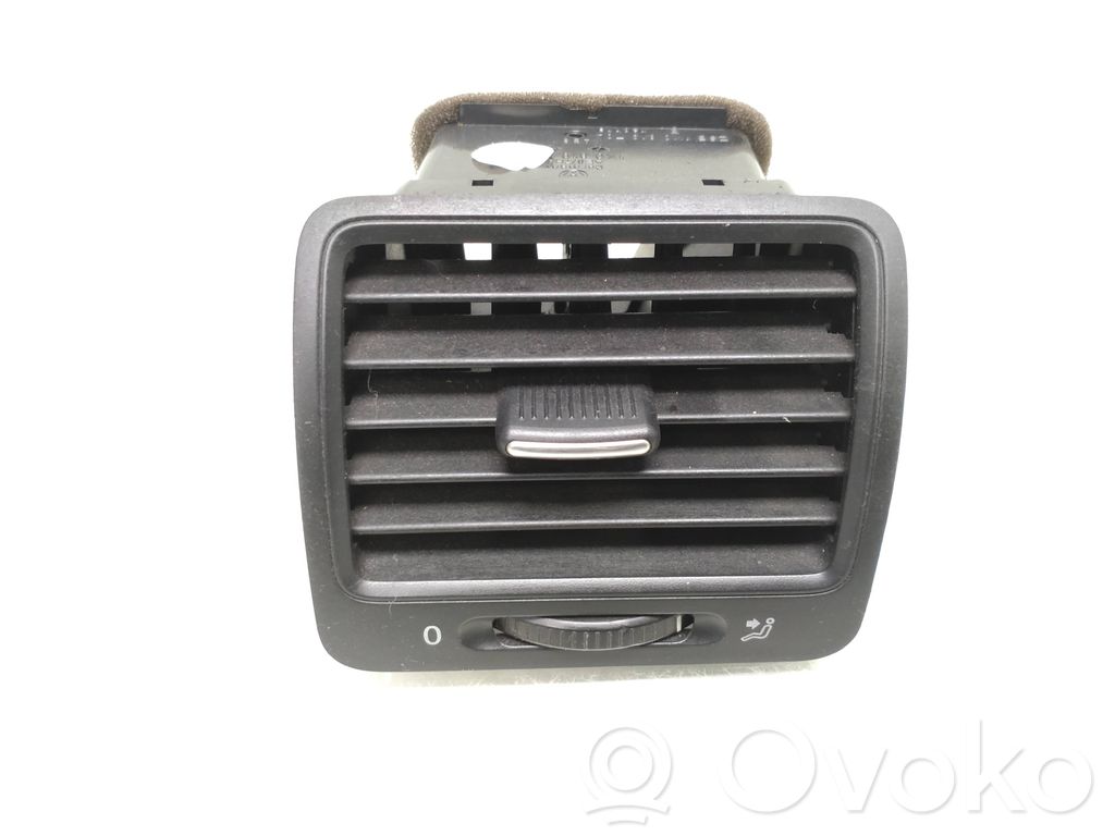Volkswagen Golf V Copertura griglia di ventilazione laterale cruscotto