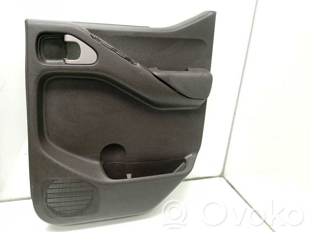 Nissan Navara D40 Rivestimento del pannello della portiera posteriore 