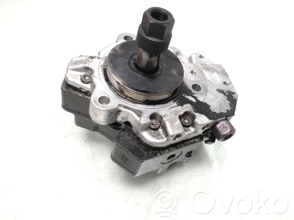 BMW 3 E46 Fuel injection high pressure pump 