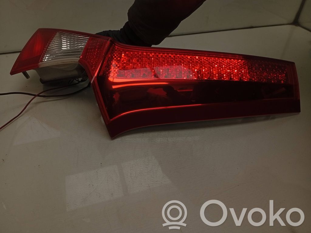 Volvo V70 Luci posteriori del portellone del bagagliaio 