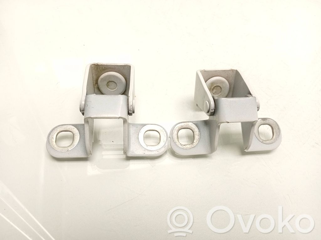 Opel Mokka X Tailgate/trunk/boot hinge 