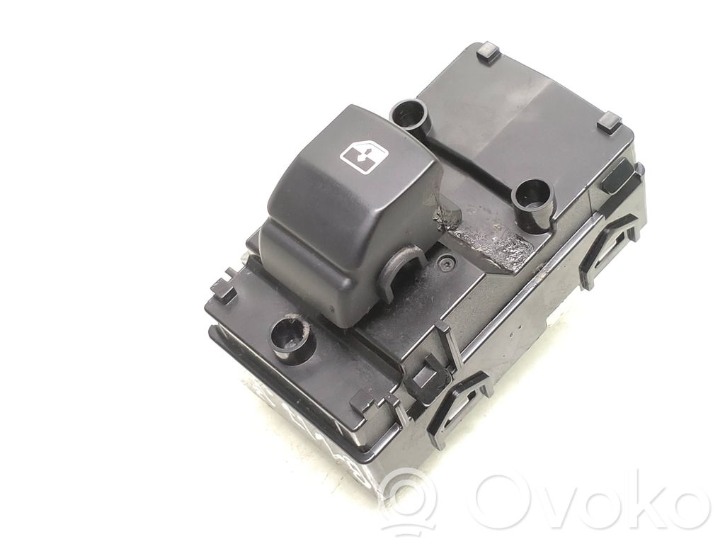 Interruptor del elevalunas eléctrico   93575J7500