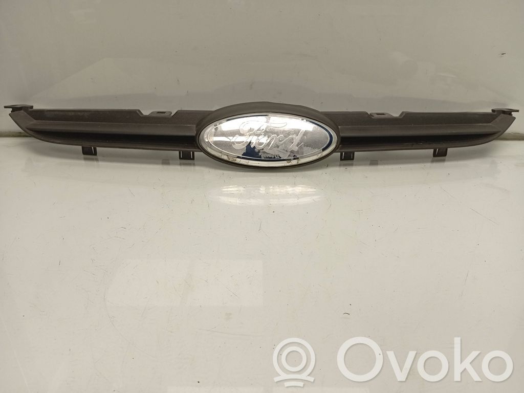 Ford Fiesta Etusäleikkö 