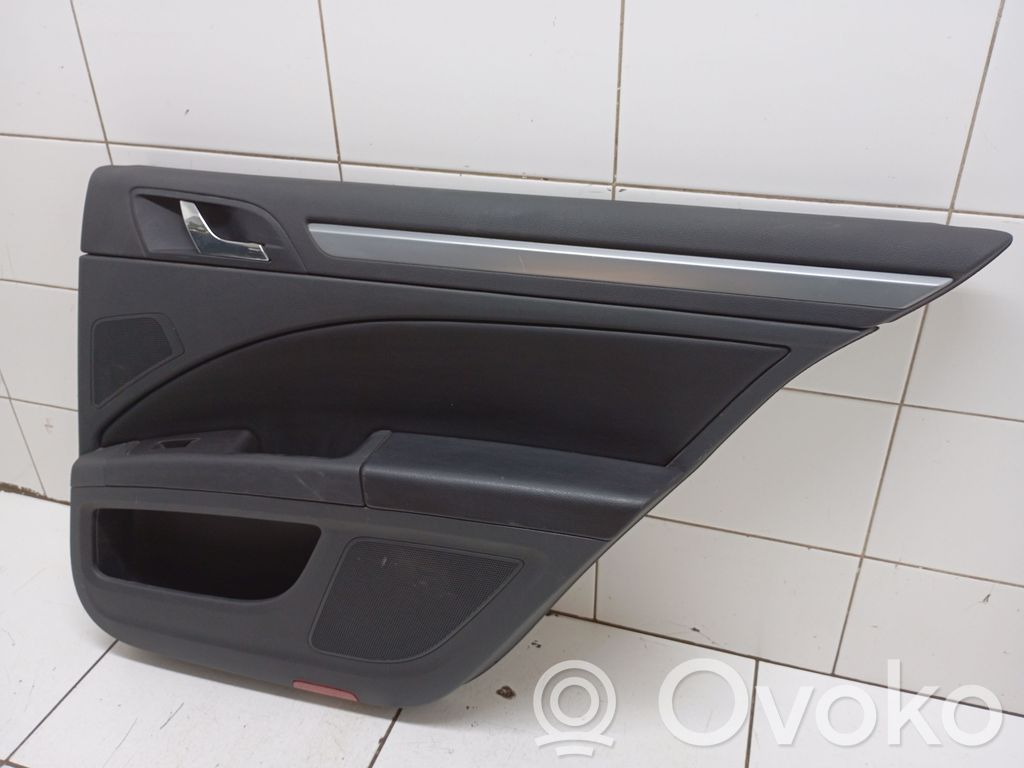 Skoda Superb B6 (3T) Boczki / Poszycie drzwi tylnych 