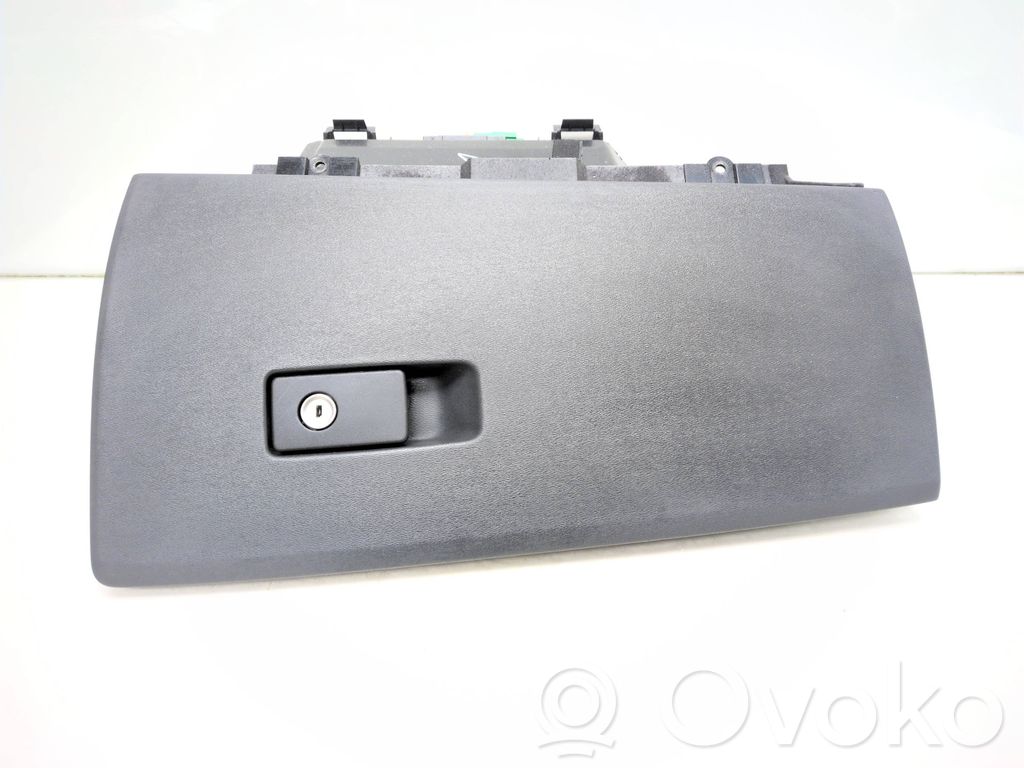 Volvo S80 Handschuhfach 