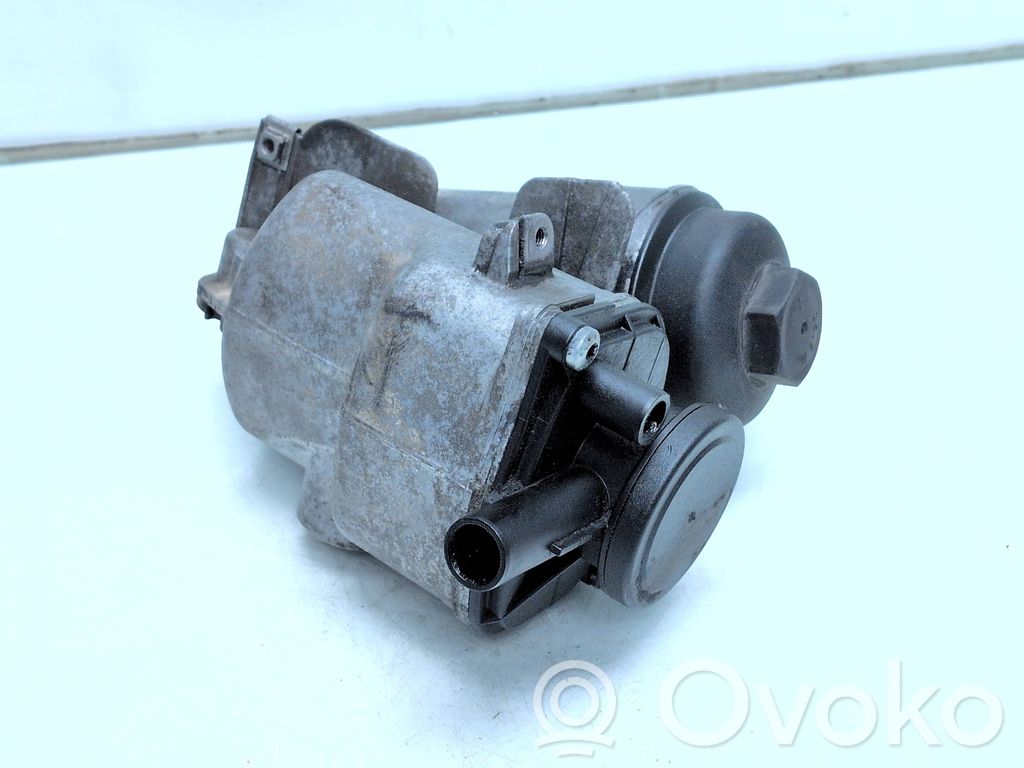 Volvo XC90 Supporto di montaggio del filtro dell’olio