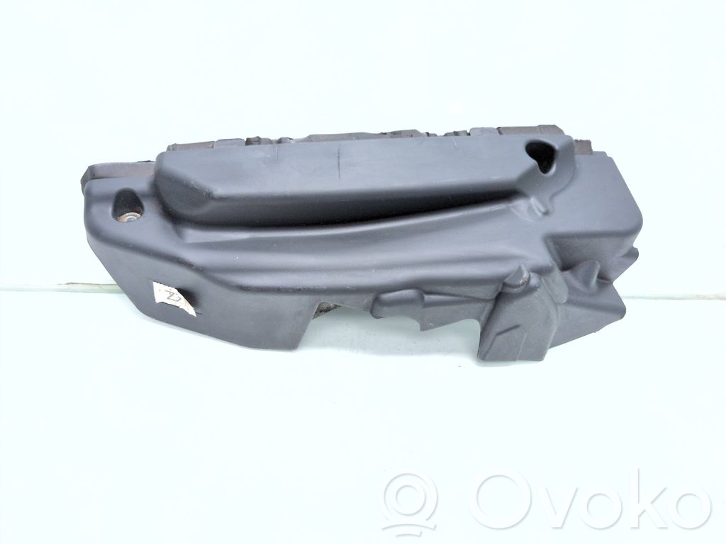 Cubierta del motor (embellecedor)   7788918,11147788918