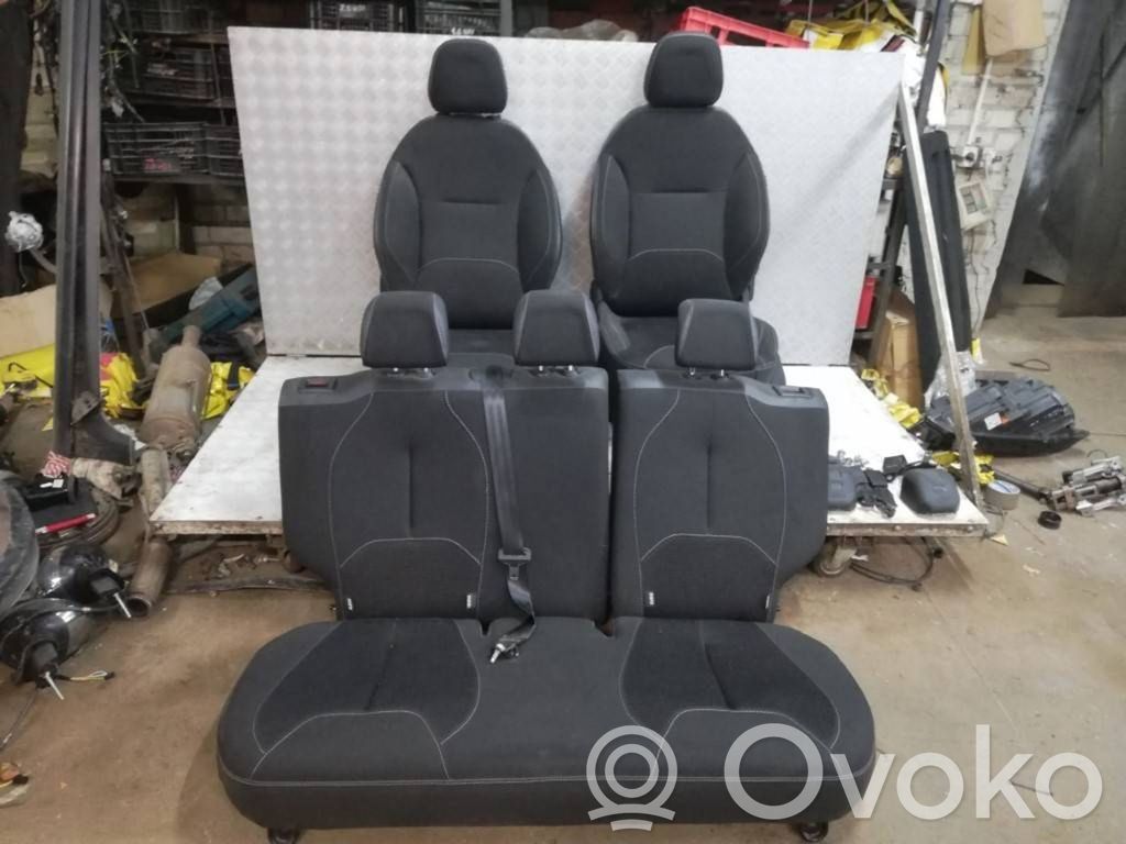 Seat set