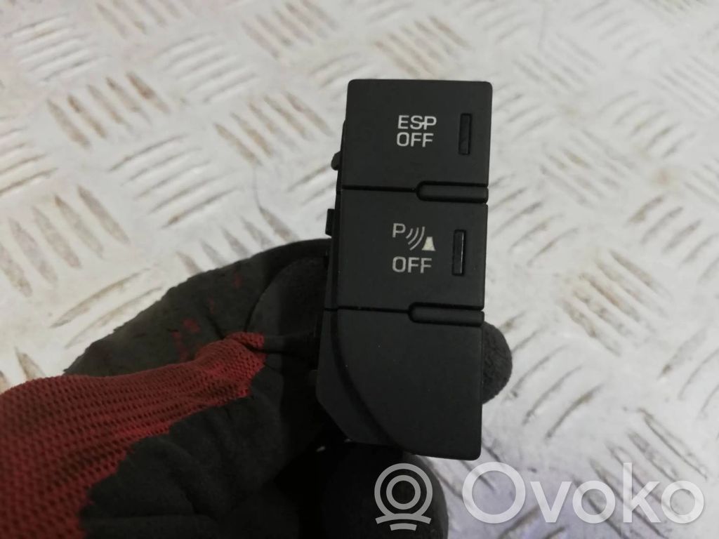 Citroen C5 ESP (stability program) switch 
