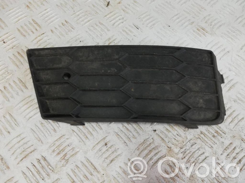 Skoda Octavia Mk3 (5E) Kratka dolna zderzaka przedniego 