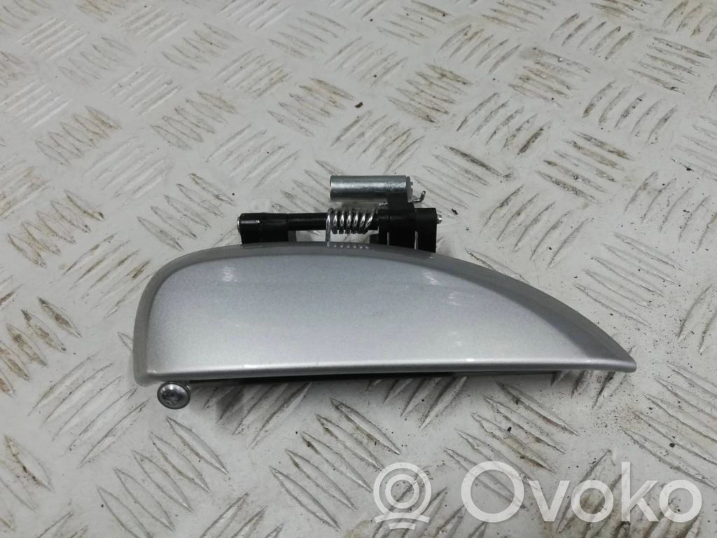 Dacia Spring Moldura del asa de la puerta traser 