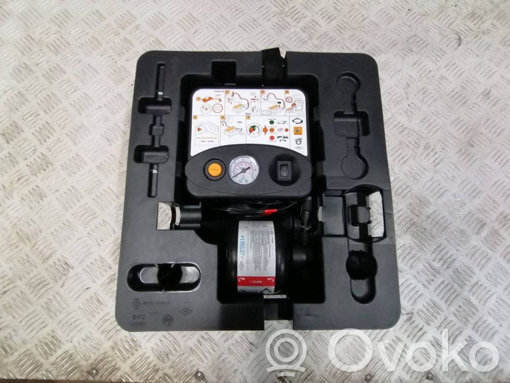 Renault Captur II Juego de herramientas 
