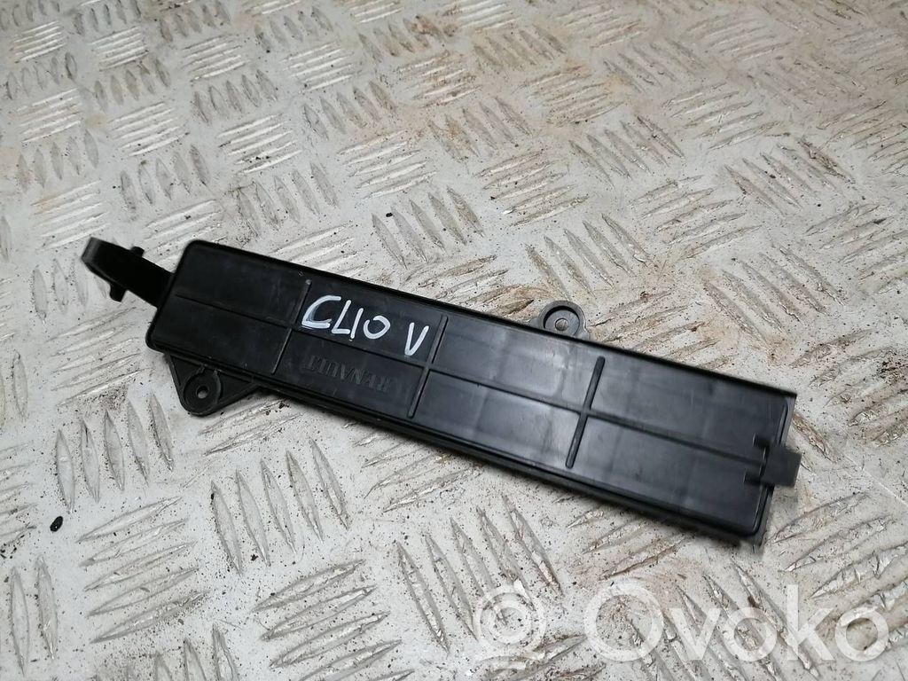 Cabin air micro filter cap