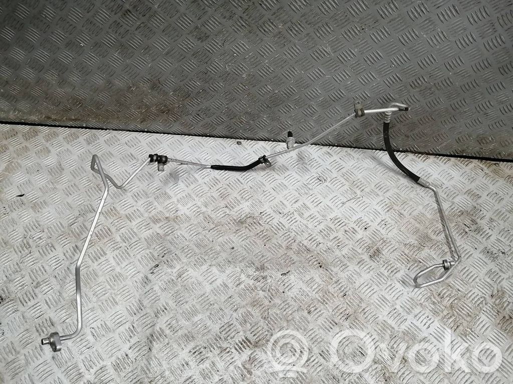 Renault Captur Ilmastointilaitteen putki (A/C) 
