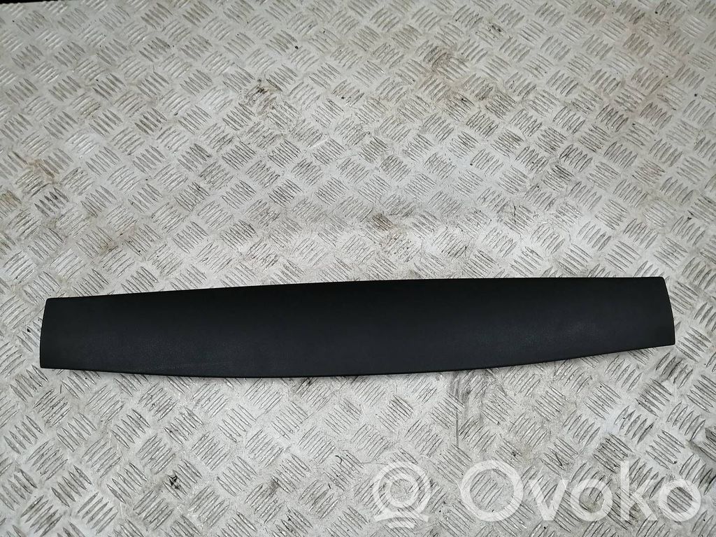 Citroen DS4 Tailgate trim 