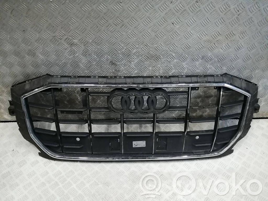 Audi Q8 Front bumper upper radiator grill 