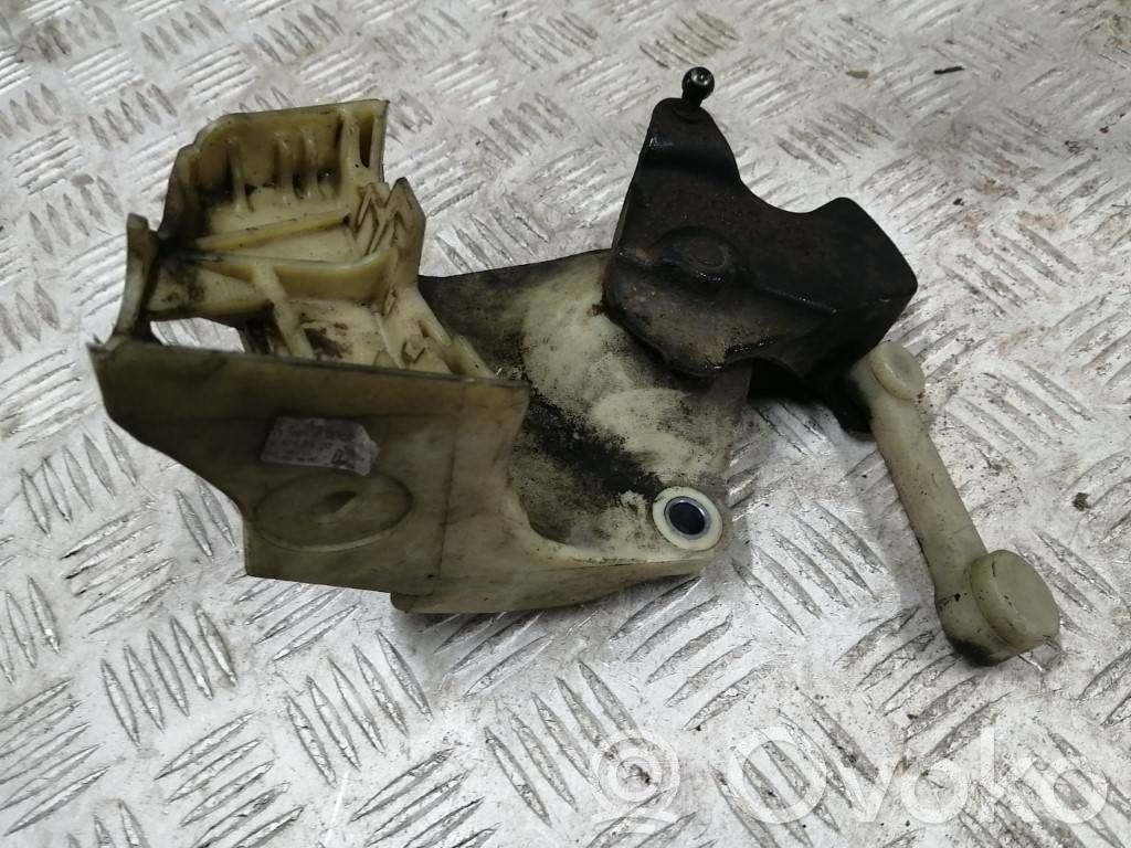 Engine mount bracket   9683058980,01510