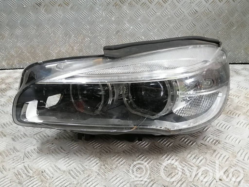 BMW 2 F46 Phare frontale 