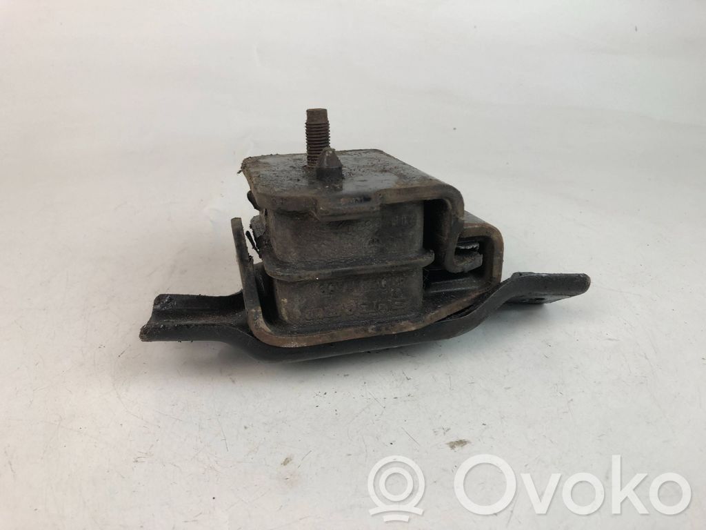 Engine mount bracket   41022FA091,41022AA310,41022AC110,41022FA090,41022FA092,41022FE050,41022FE060