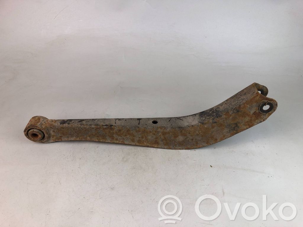 Rear control arm