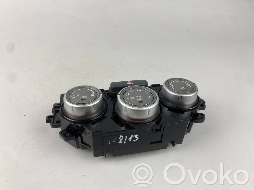 Subaru Impreza III Climate control unit 