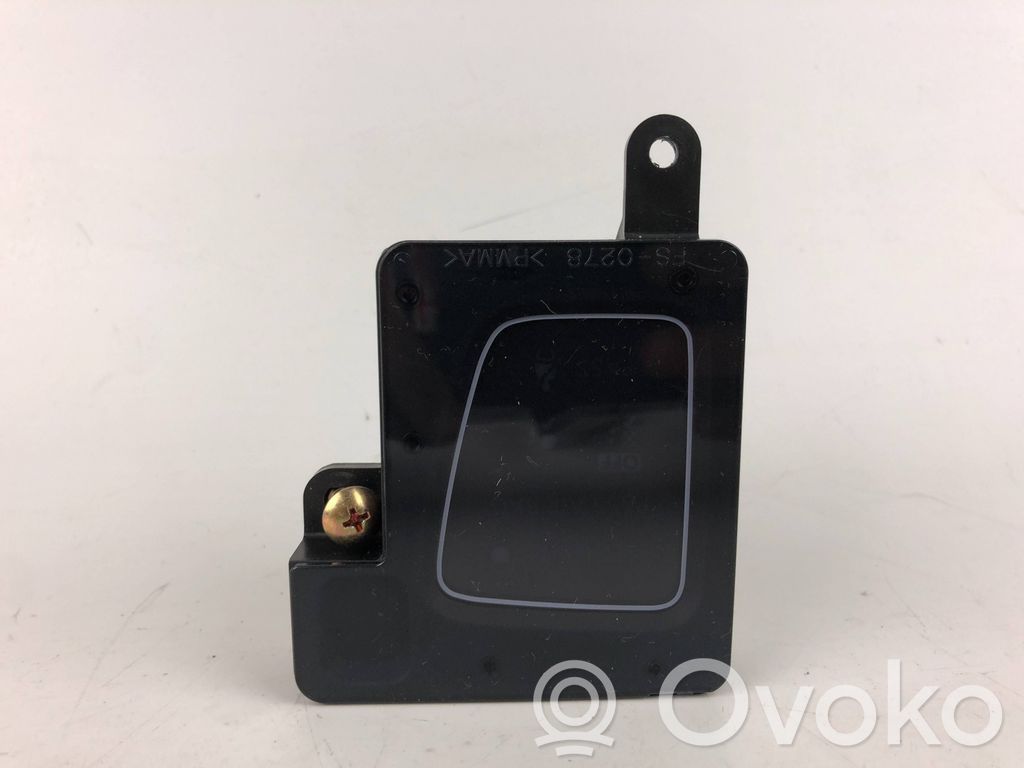 Subaru B9 Tribeca Monitori/näyttö/pieni näyttö 
