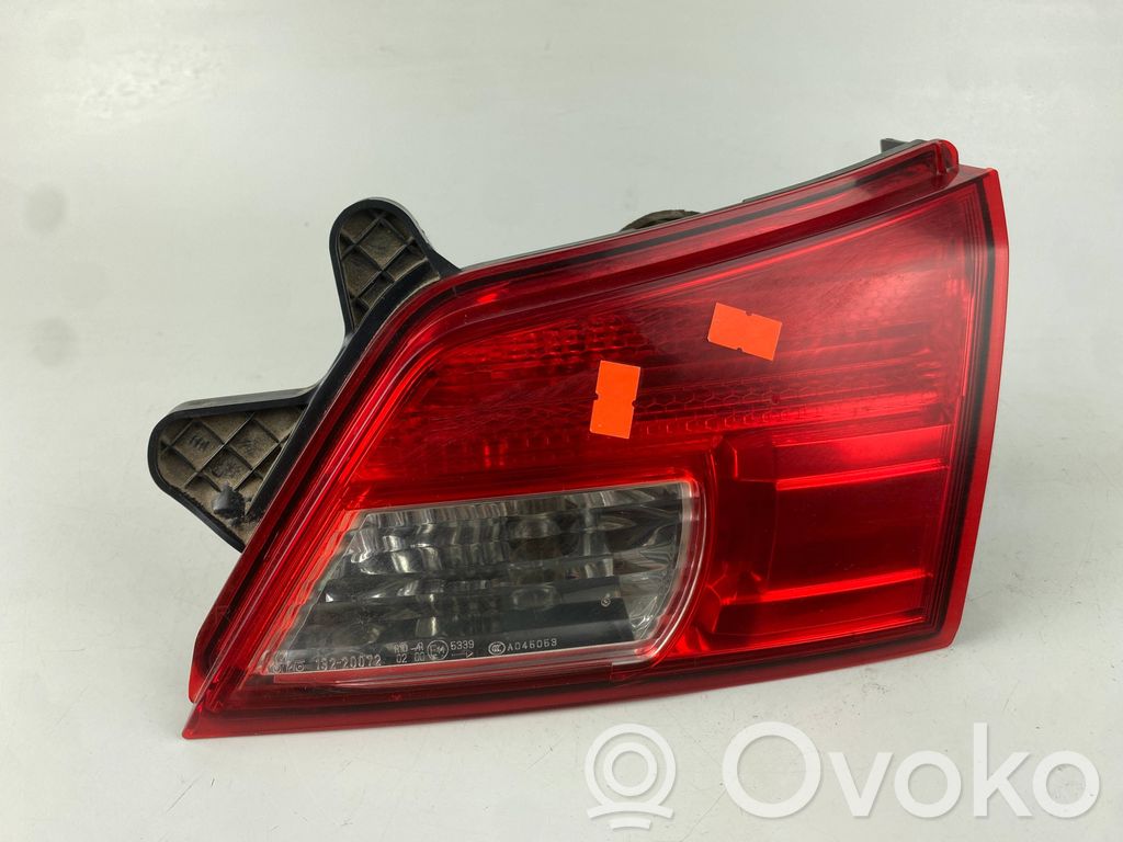 Subaru Legacy Tailgate rear/tail lights 