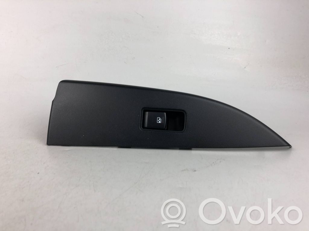 Subaru Outback Electric window control switch 