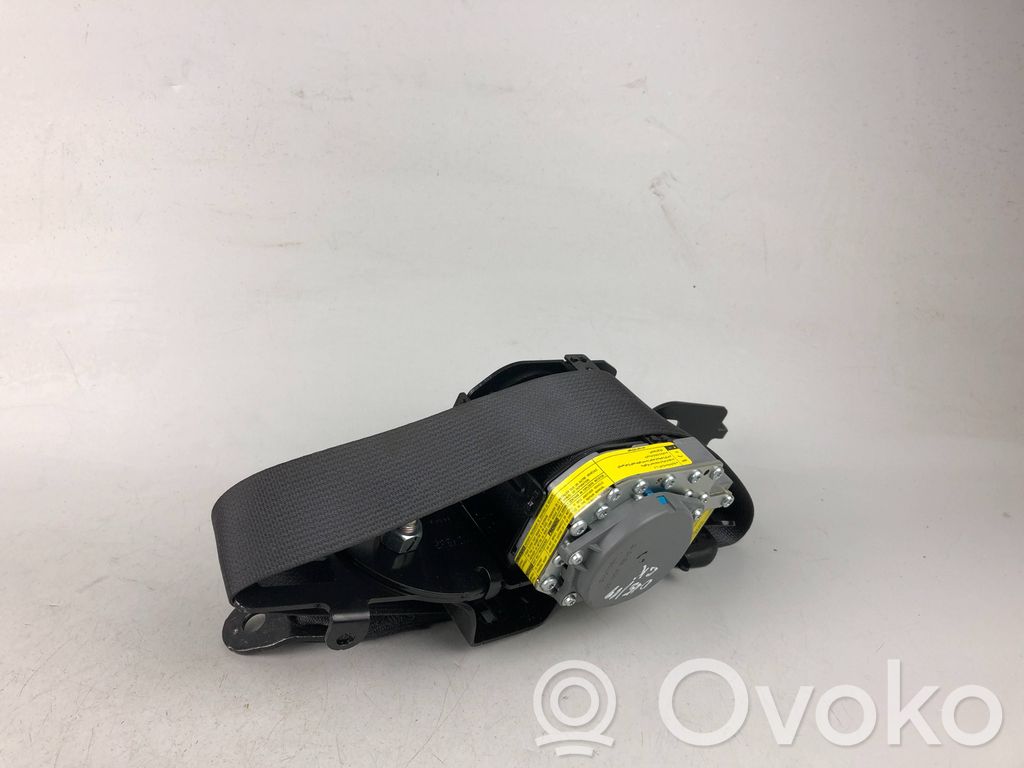 Subaru Outback (BS) Cinturón trasero 