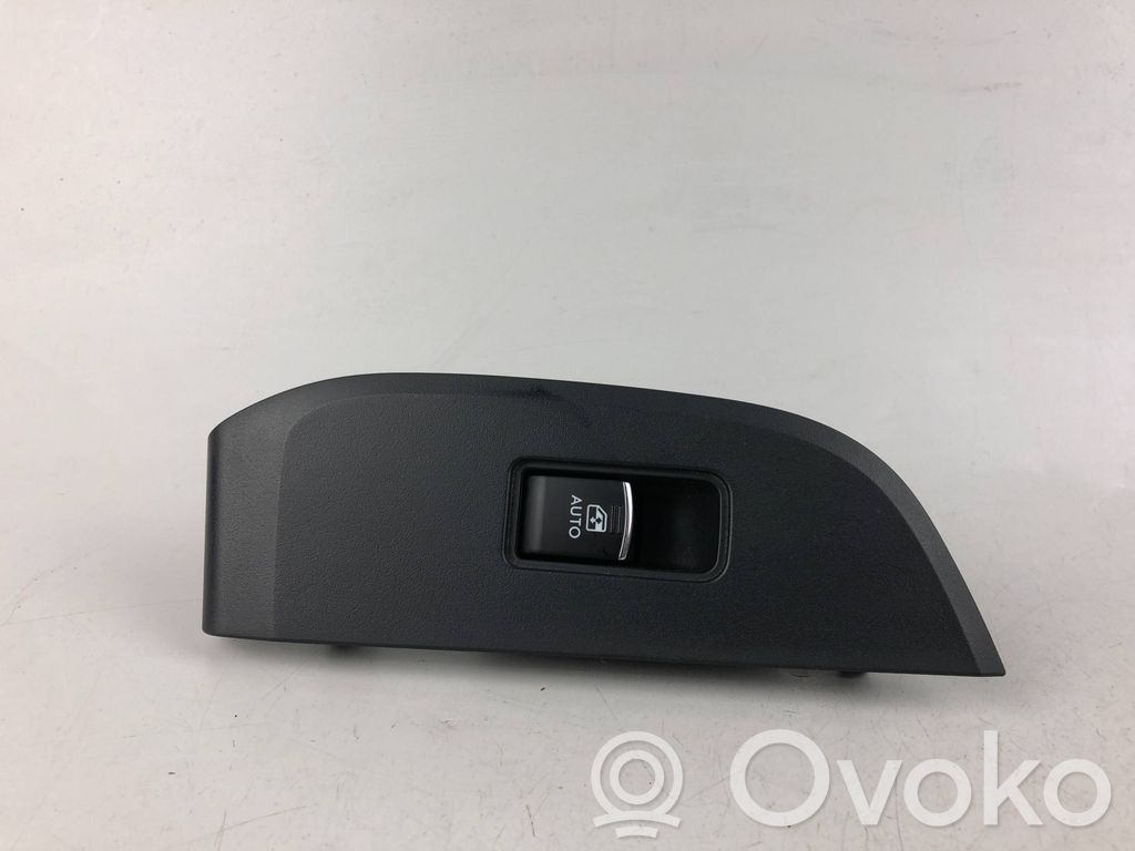 Subaru Outback (BS) Electric window control switch 