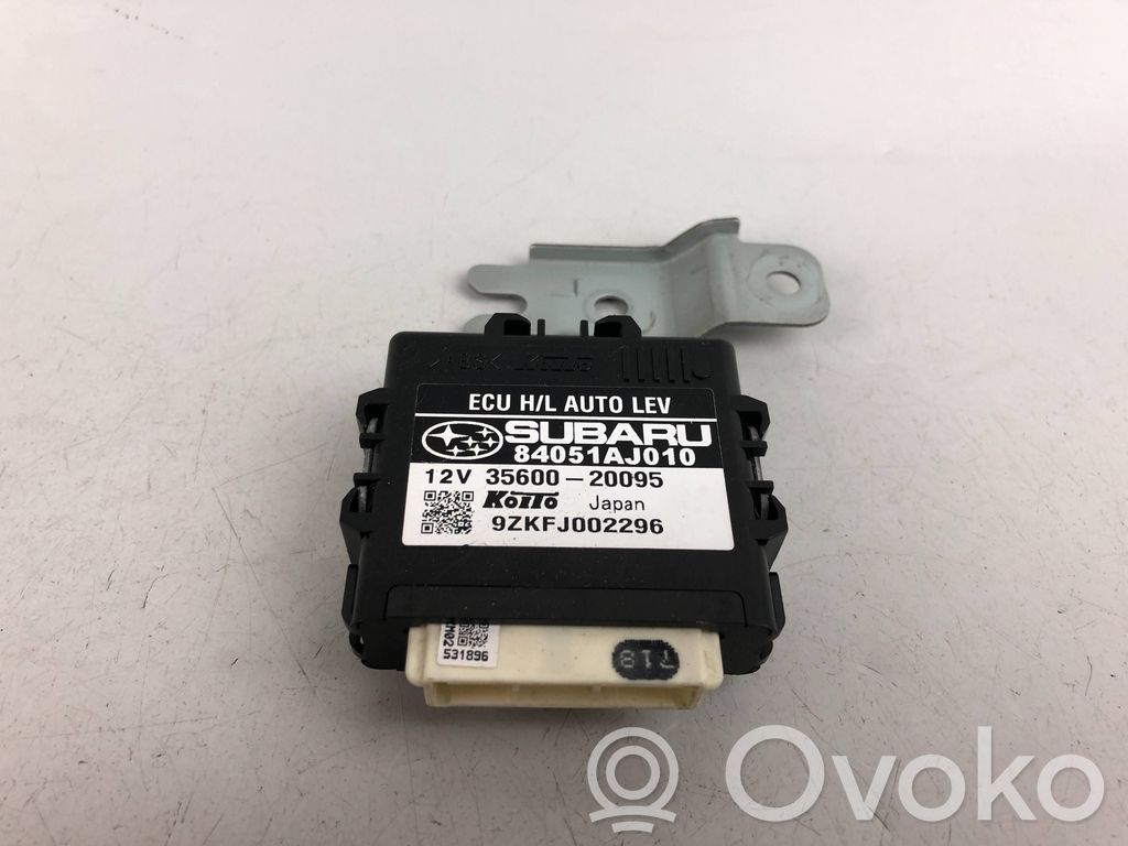 Subaru Outback Light module LCM 