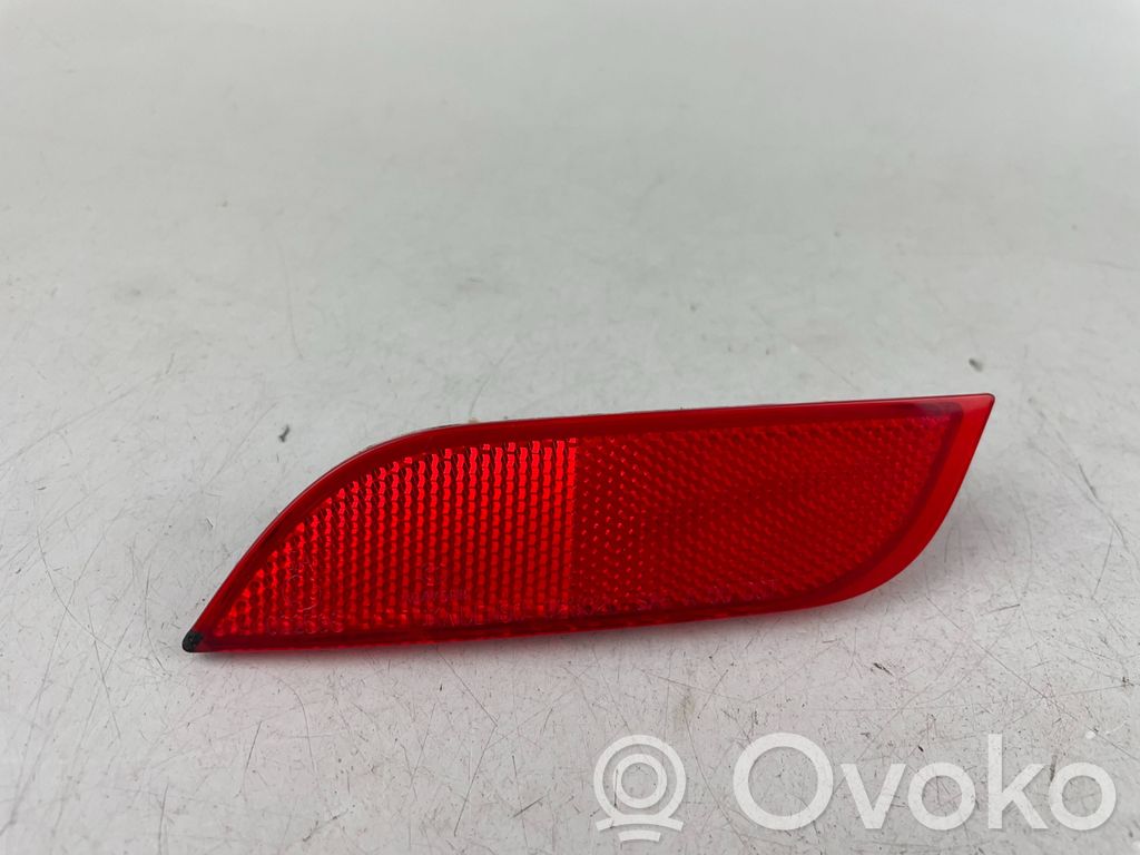Subaru Legacy Reflector de faros/luces traseros 