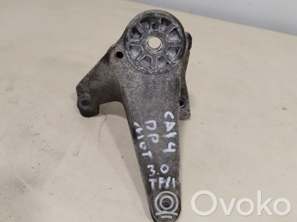 Engine mounting bracket   7L8199308E