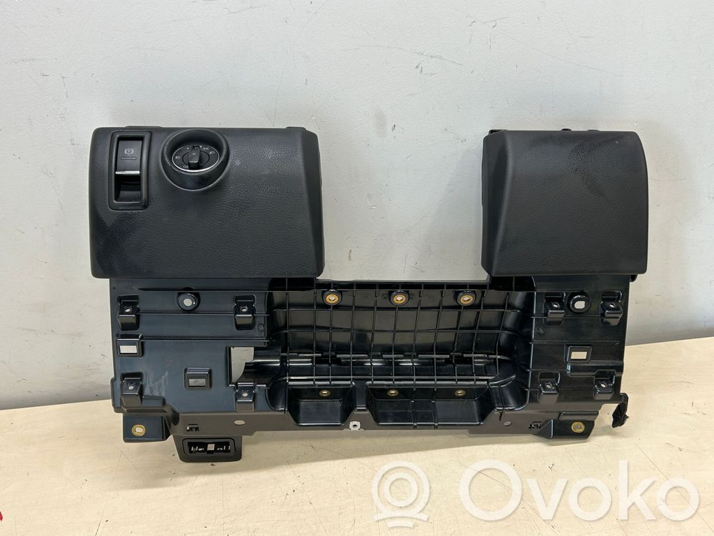 Porsche Cayenne (92A) Element deski rozdzielczej / dół 