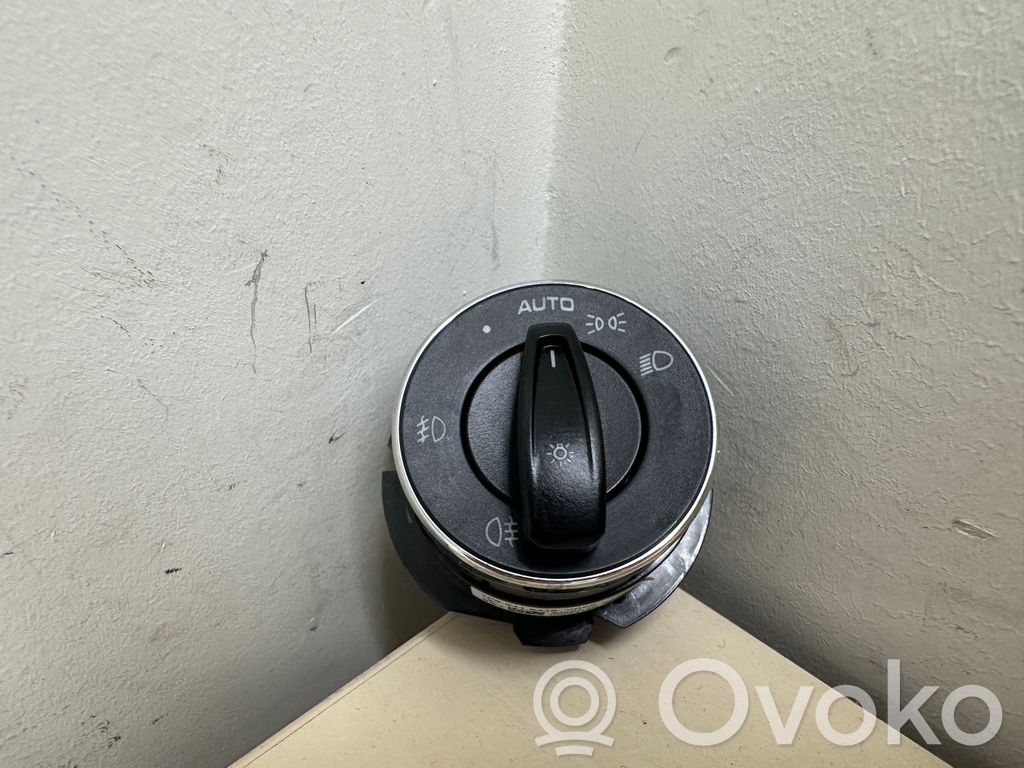Porsche Cayenne (92A) Interruptor de luz 