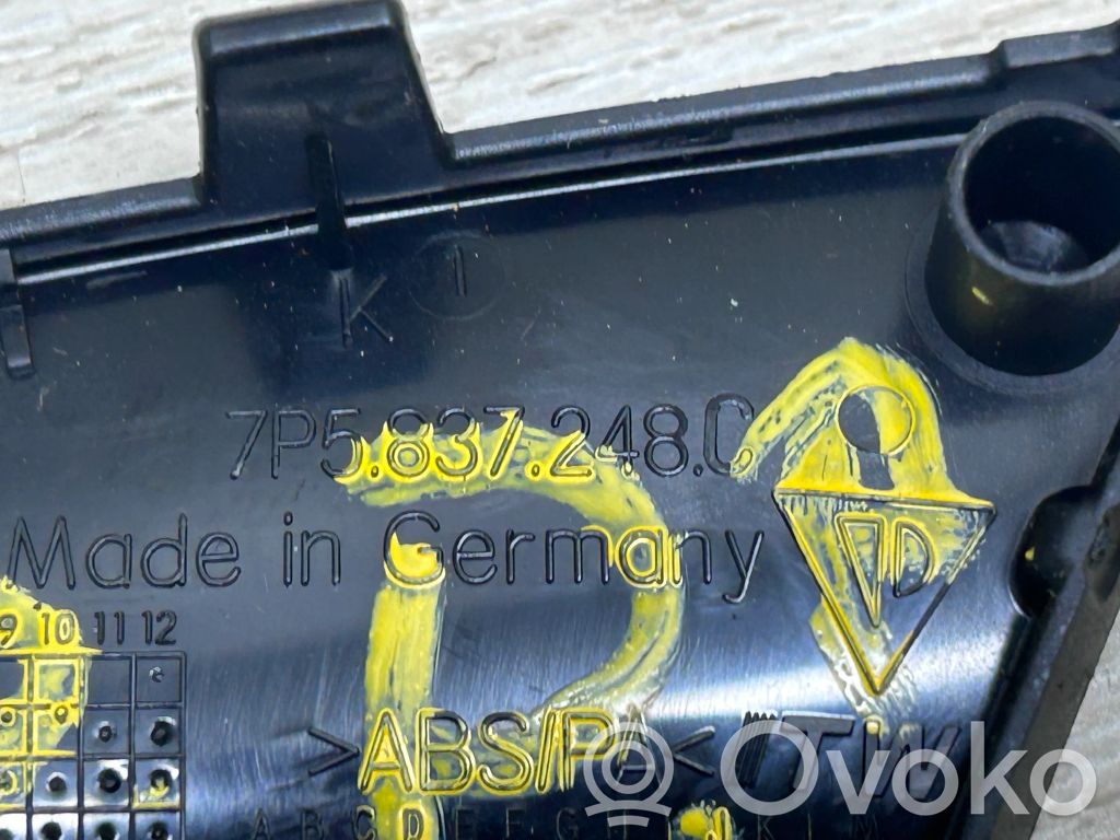 Inne elementy wykończeniowe drzwi przednich   7P5837248C,95855524802,958555248025Q0