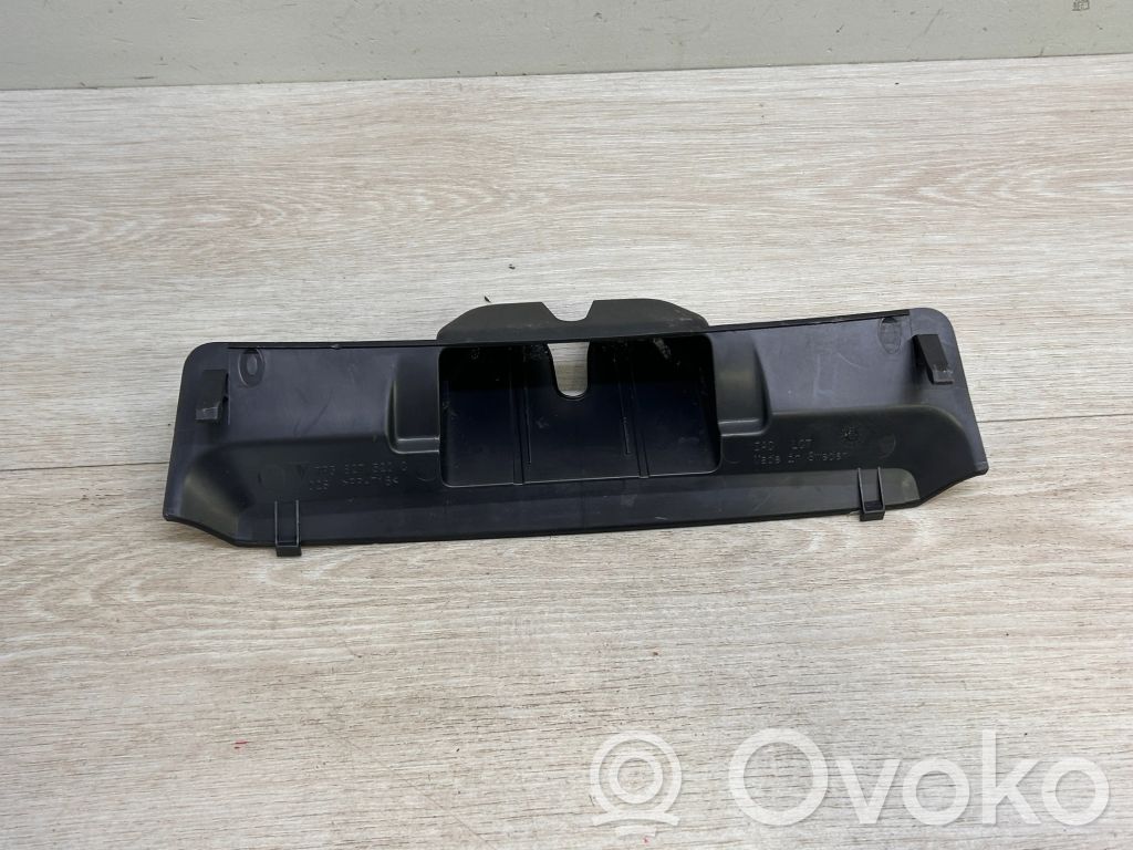 Porsche Cayenne (92A) Spynos apdaila 