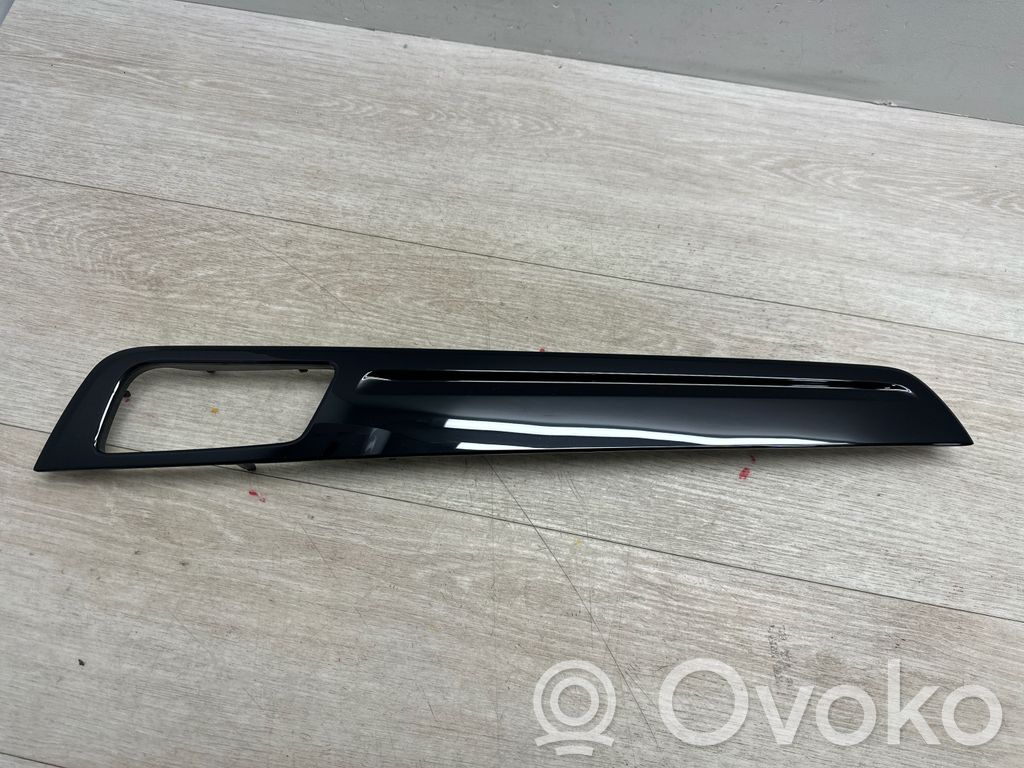 Porsche Cayenne (9Y0 9Y3) Listwa tapicerki drzwi przednich 